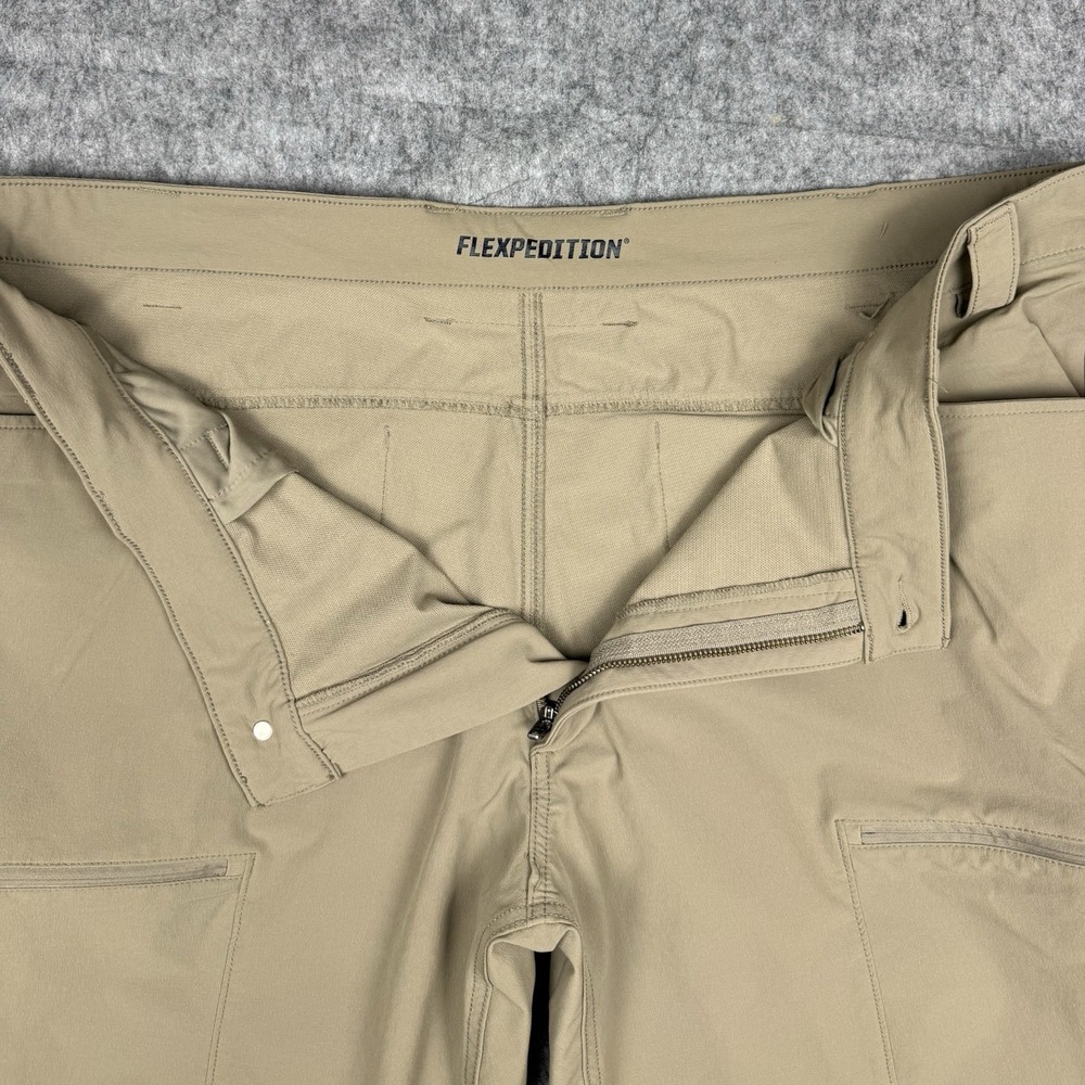 Duluth Trading Pants Mens 46x32 Tan Flexpedition Relaxed Fit Stretch Hiking EUC - Picture 5 of 14